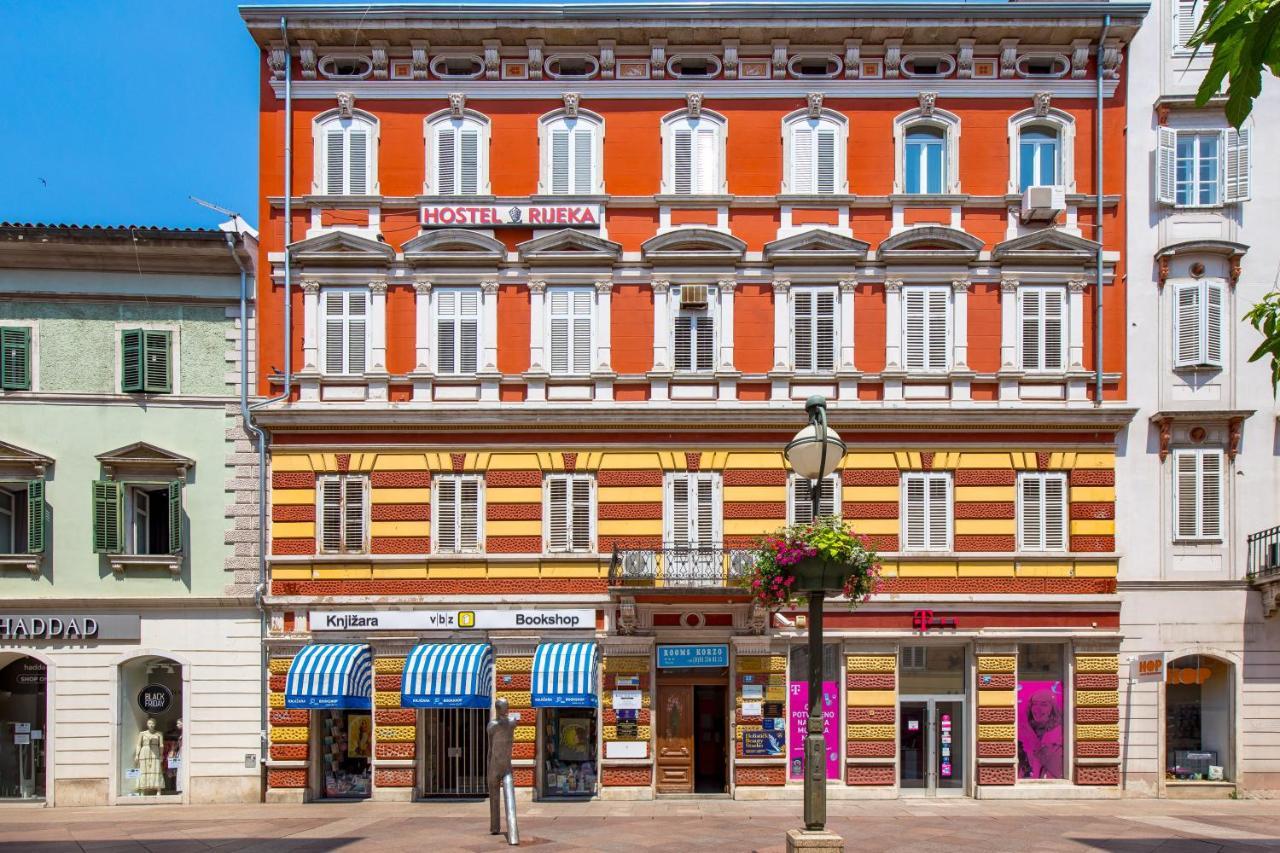 Apartments Diego Rijeka Bagian luar foto